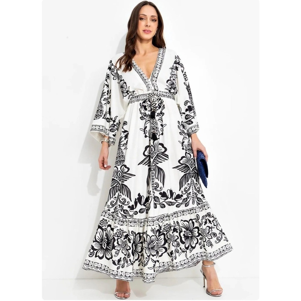 Farm Rio Maxi Dress Womens Small Black White Floral  100% Cotton Kimono Sleeve